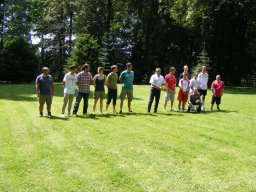 Wizyta międzynarodowej grupy młodzieży w Domu Pomocy Społecznej w Podzamku w ramach ŚDM Kraków 2016r